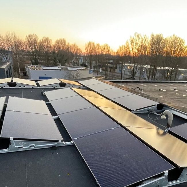 Zonnepanelen Zon reflectie