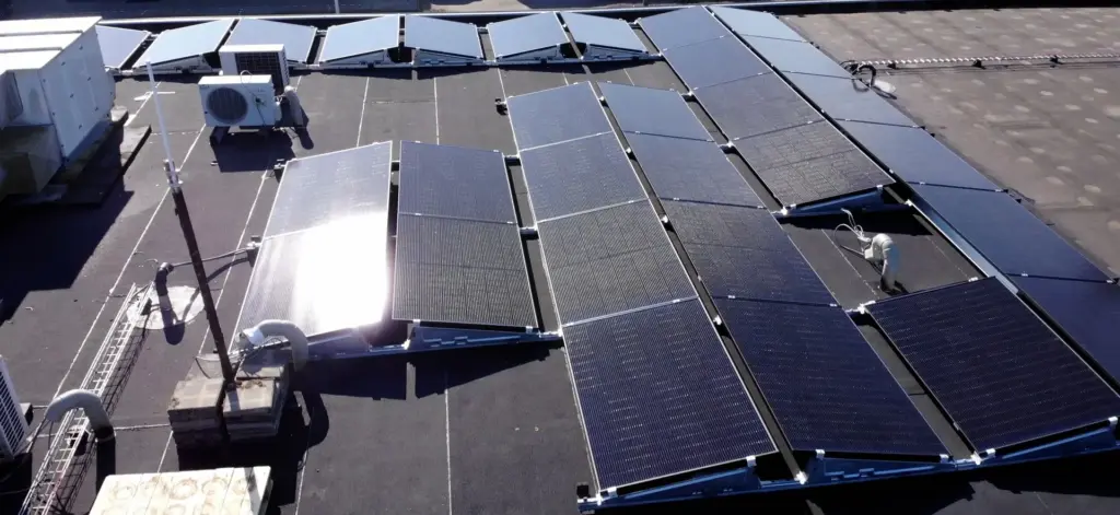 Zonnepanelen business mobile